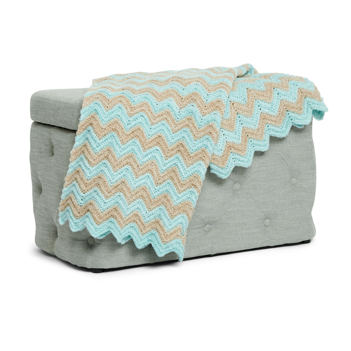 Crochet Thow made in Bernat Forever Fleece Finest Yarn