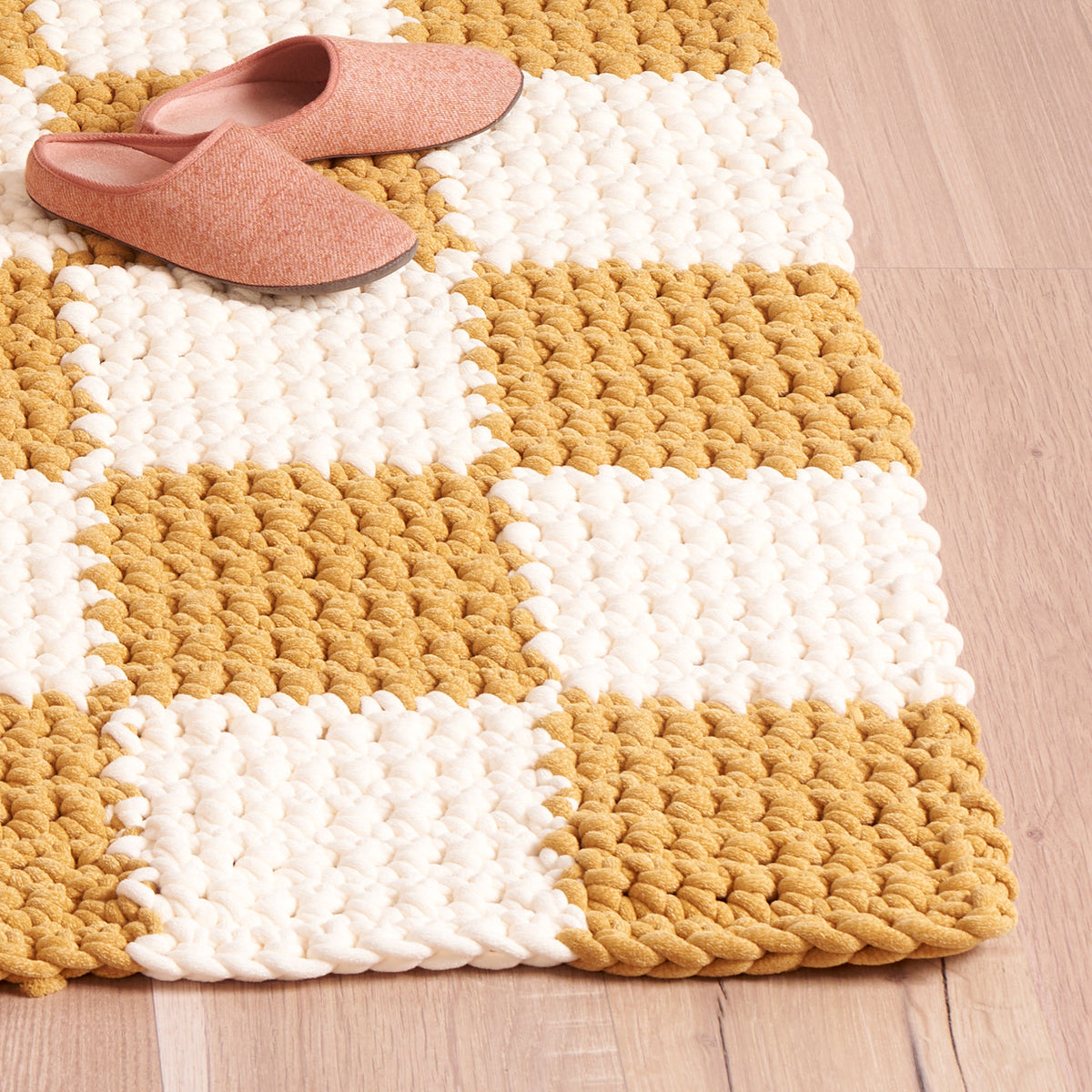 Crochet Rug made in Bernat Yarn