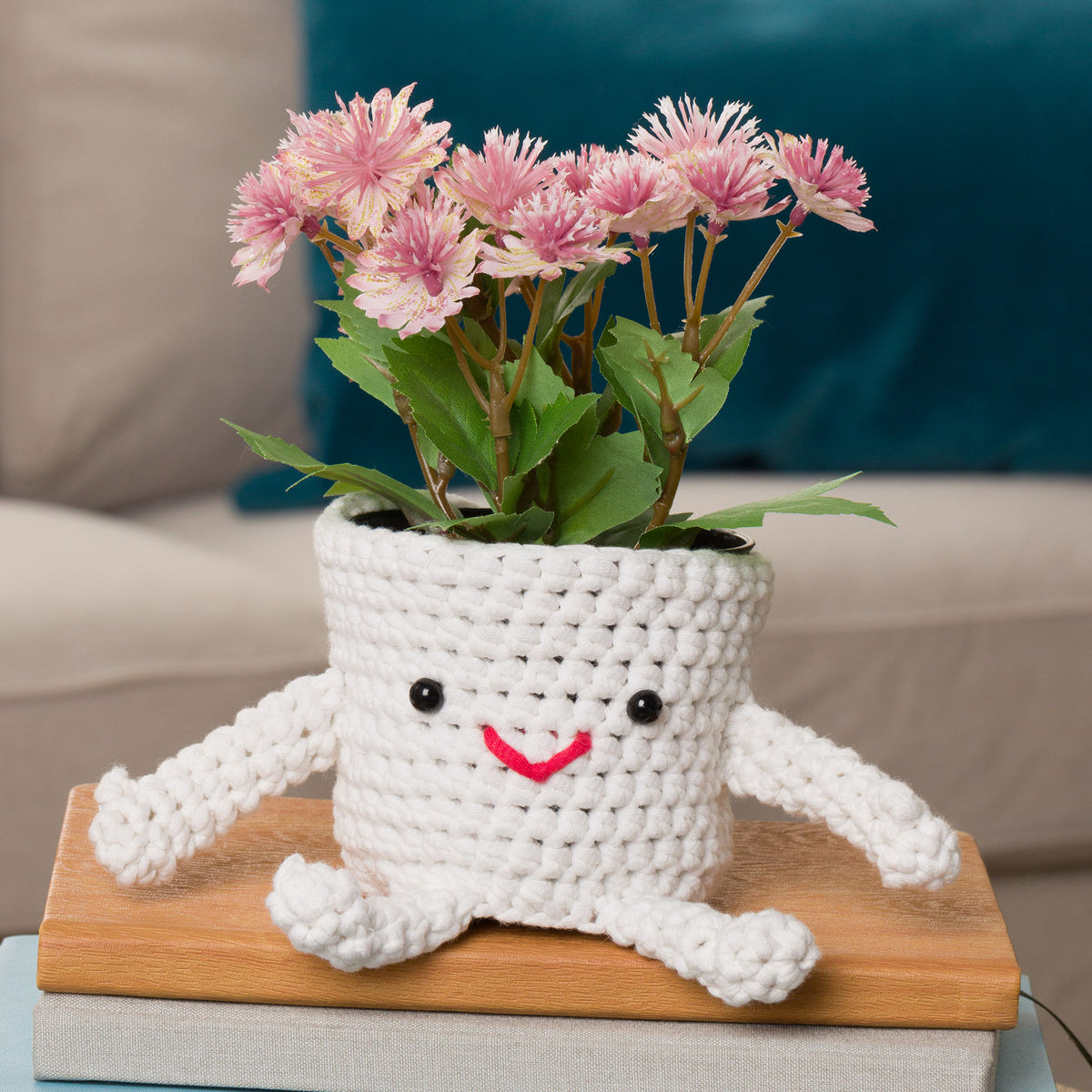 Minis Crochet Plant Cozy Pal made using Maker yarn