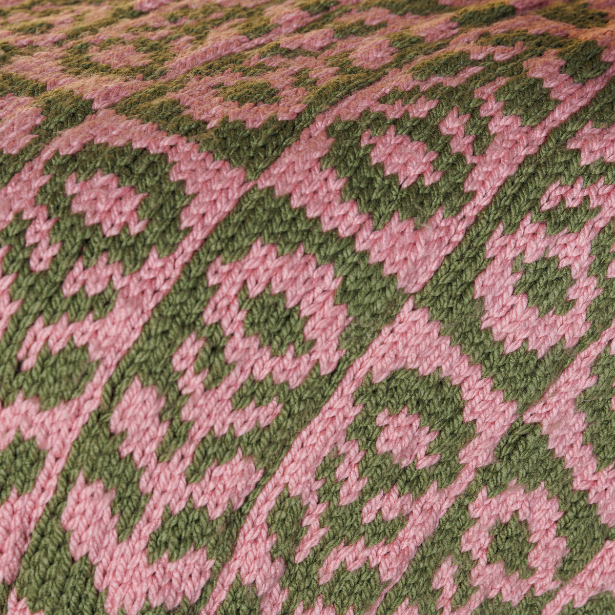 Cottage Blooms Knit Blanket made using Bernat yarn