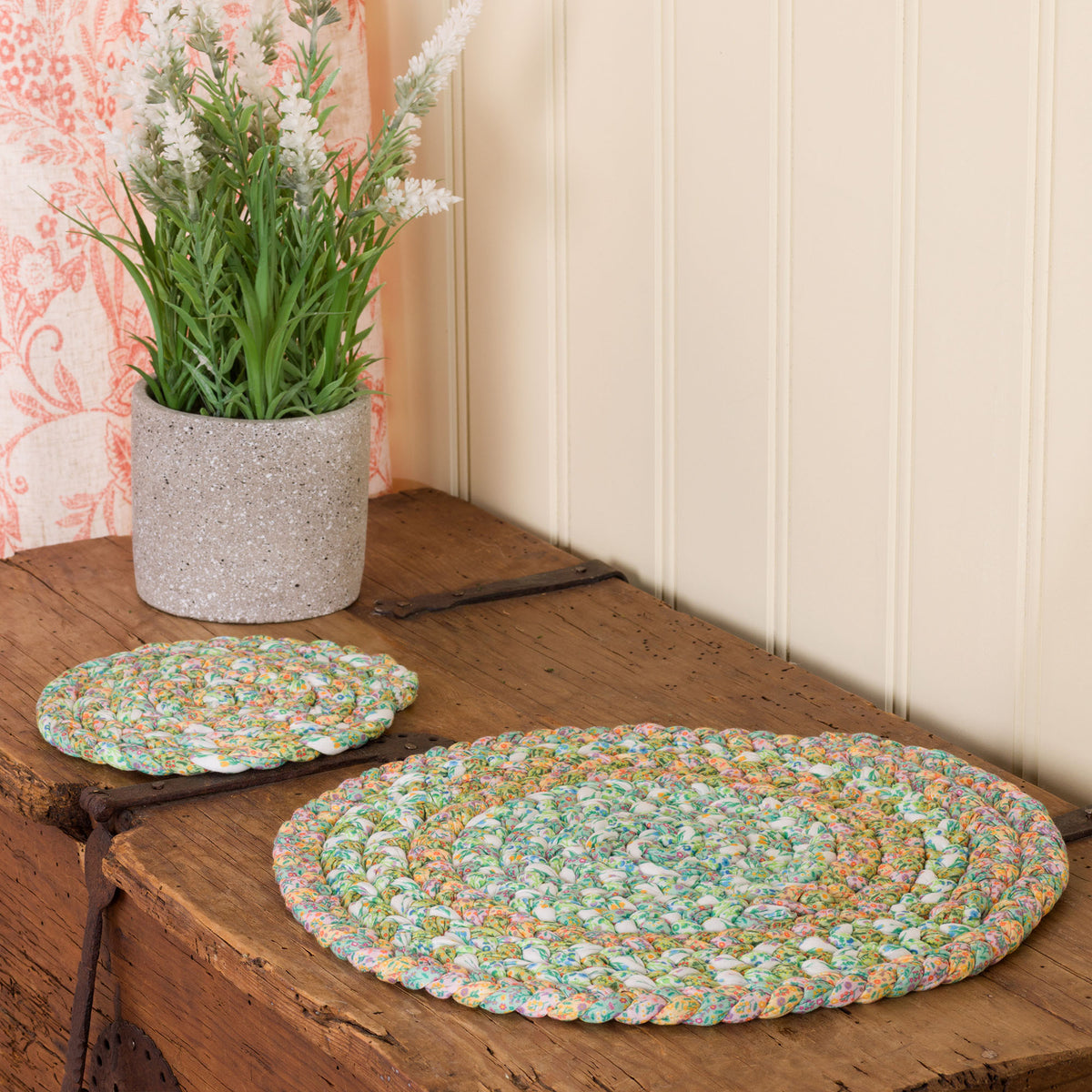 Braided Briar Table Mat made using Bernat yarn
