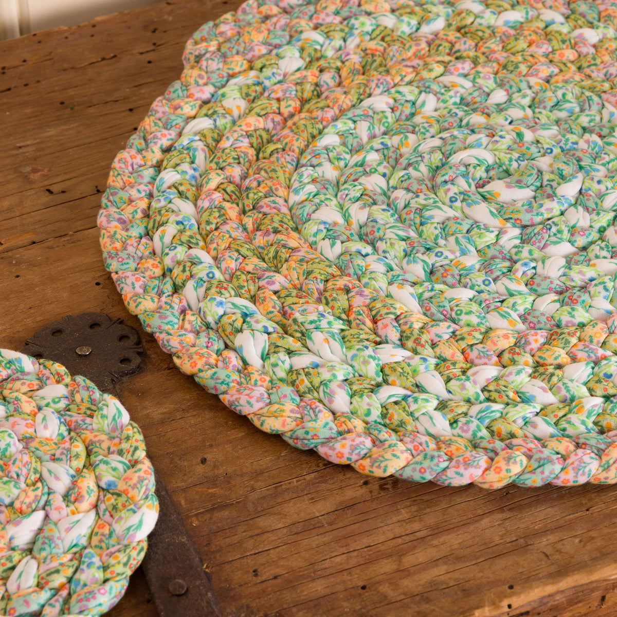 Braided Briar Table Mat made using Bernat yarn