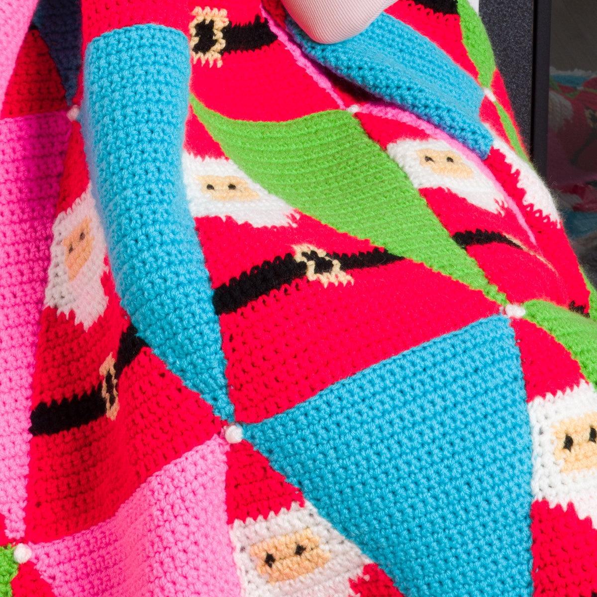 Santa'S Coming To Town Crochet Blanket made using Red Heart yarn
