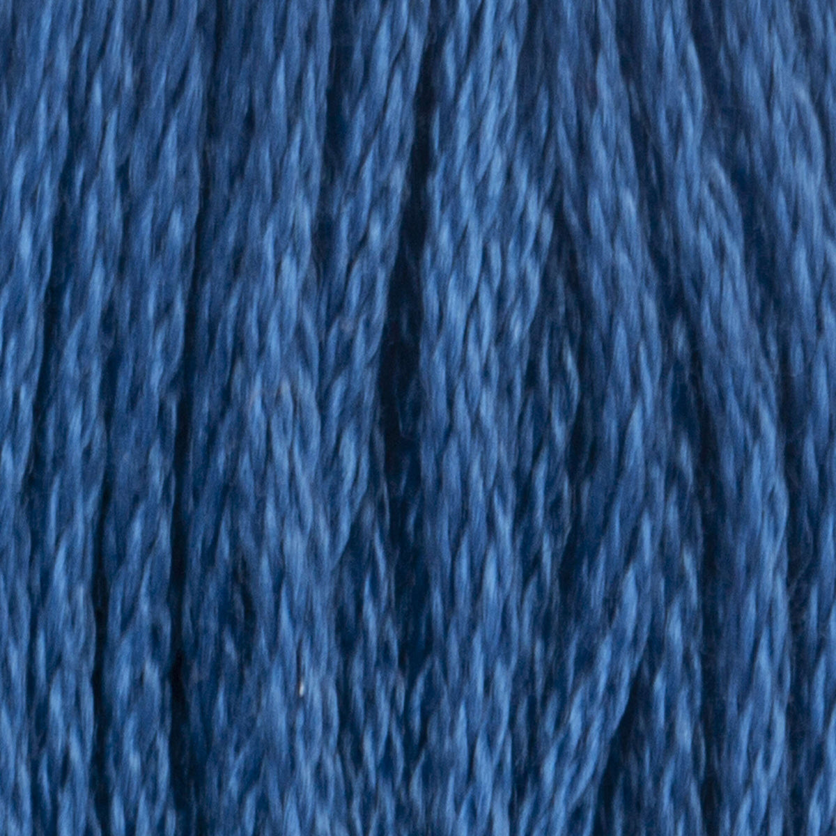 979