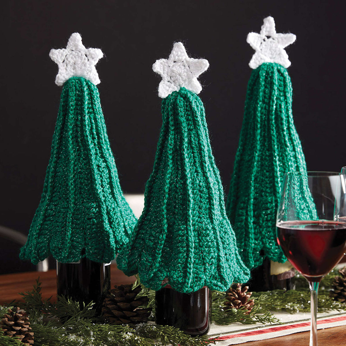 Crochet Holiday made in Bernat Happy Holidays yarn