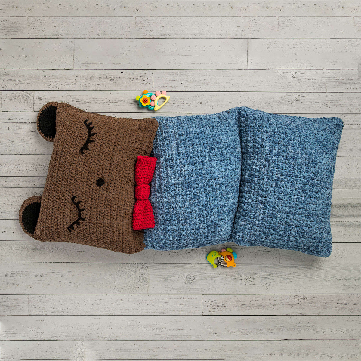 Crochet Pillow made in Bernat Baby Blanket yarn