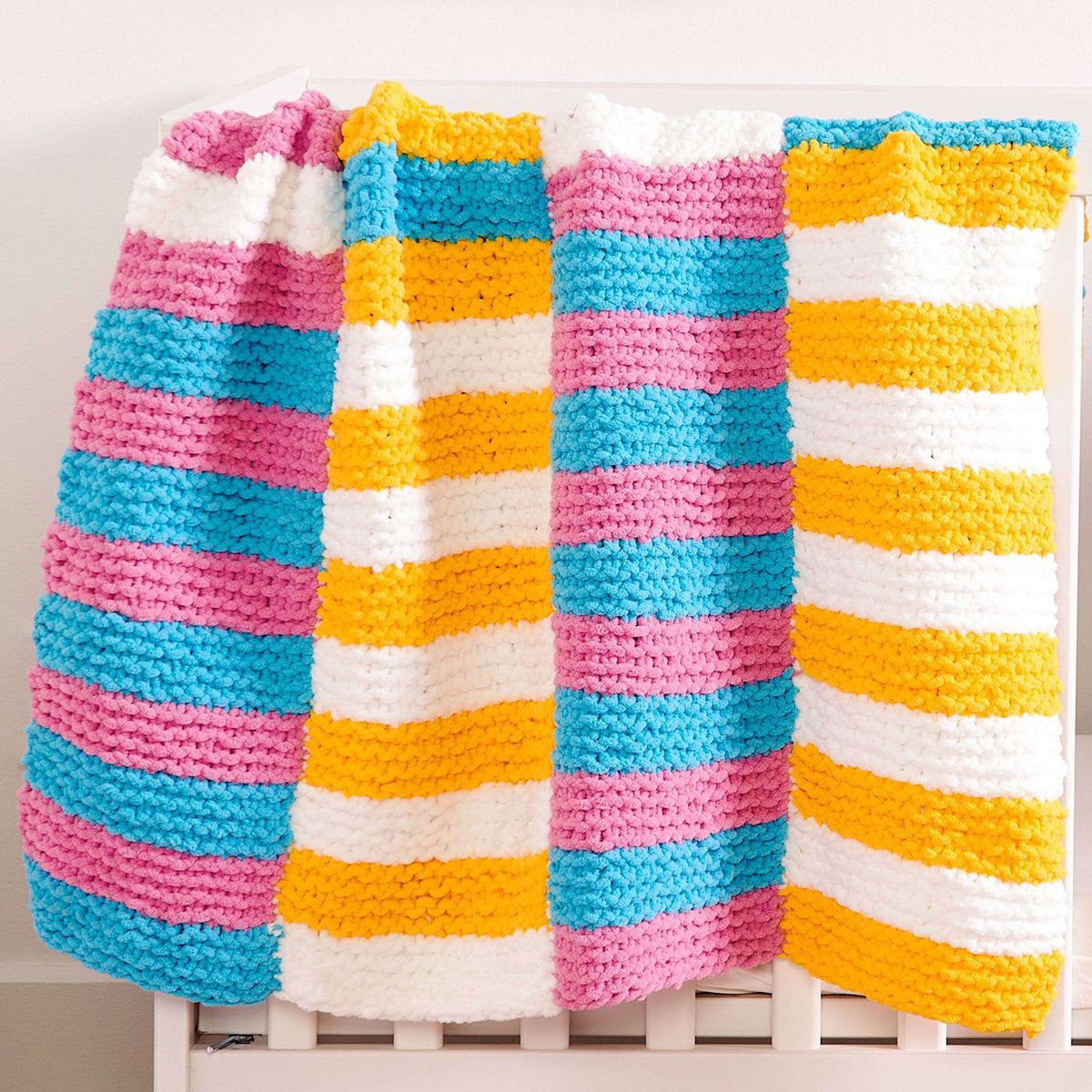 Knit Blanket made in Bernat Baby Blanket yarn