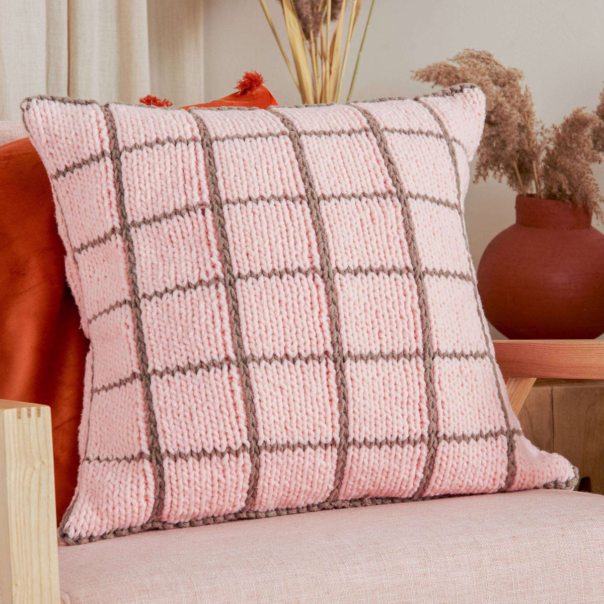 Knit Pillow made in Bernat Forever Fleece yarn