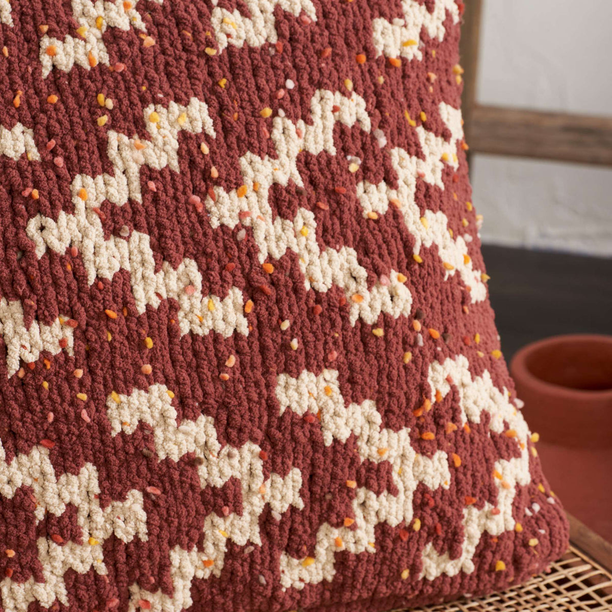 Knit Pillow made in Bernat Blanket Confetti yarn