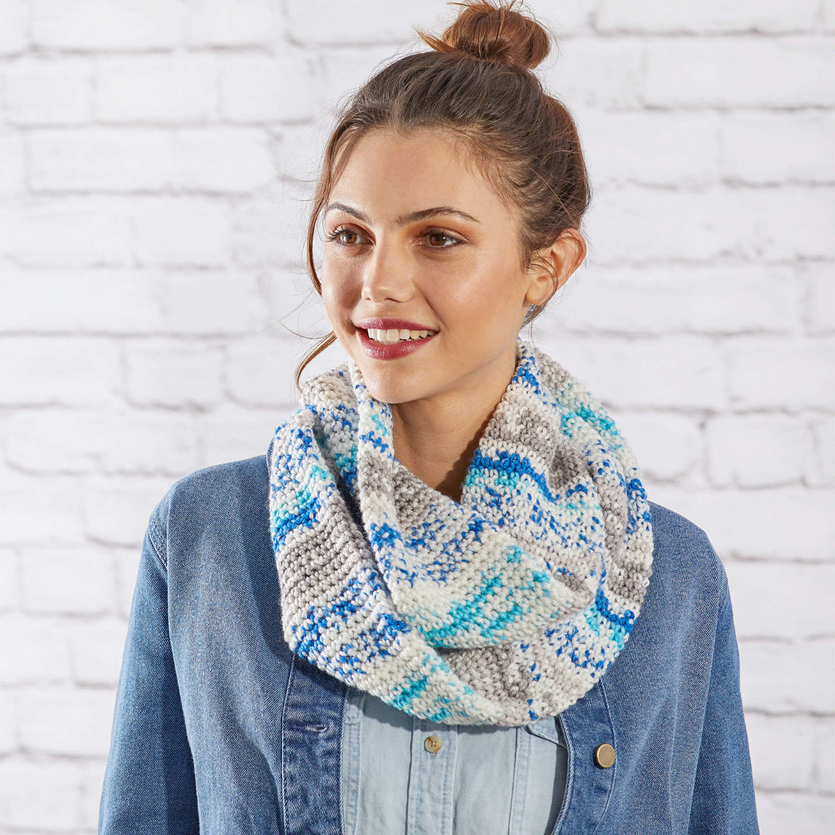 Crochet Cowl made in Red Heart Super Saver Fair Isle Yarn