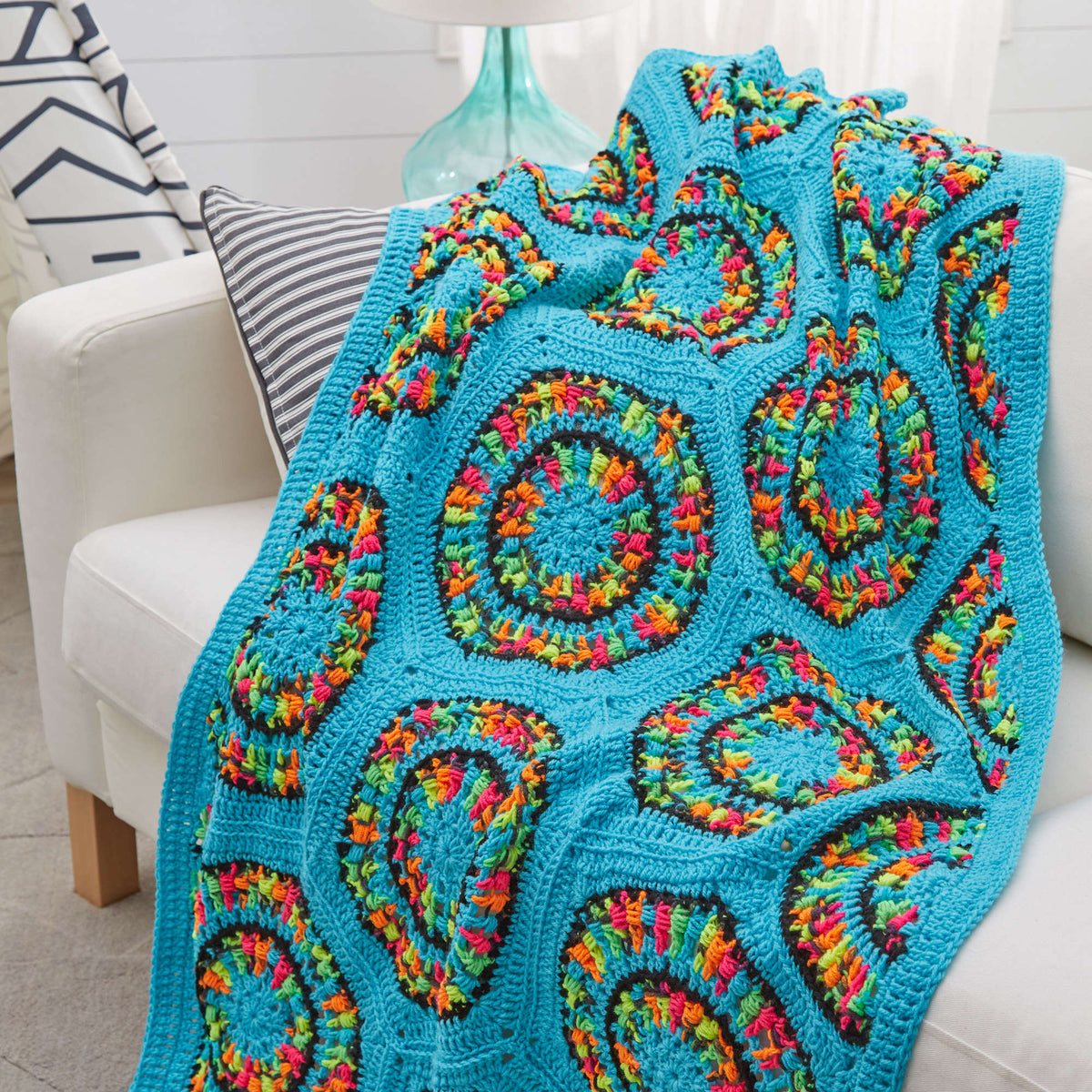 Crochet Throw made in Red Heart Super Saver Jumbo Yarn