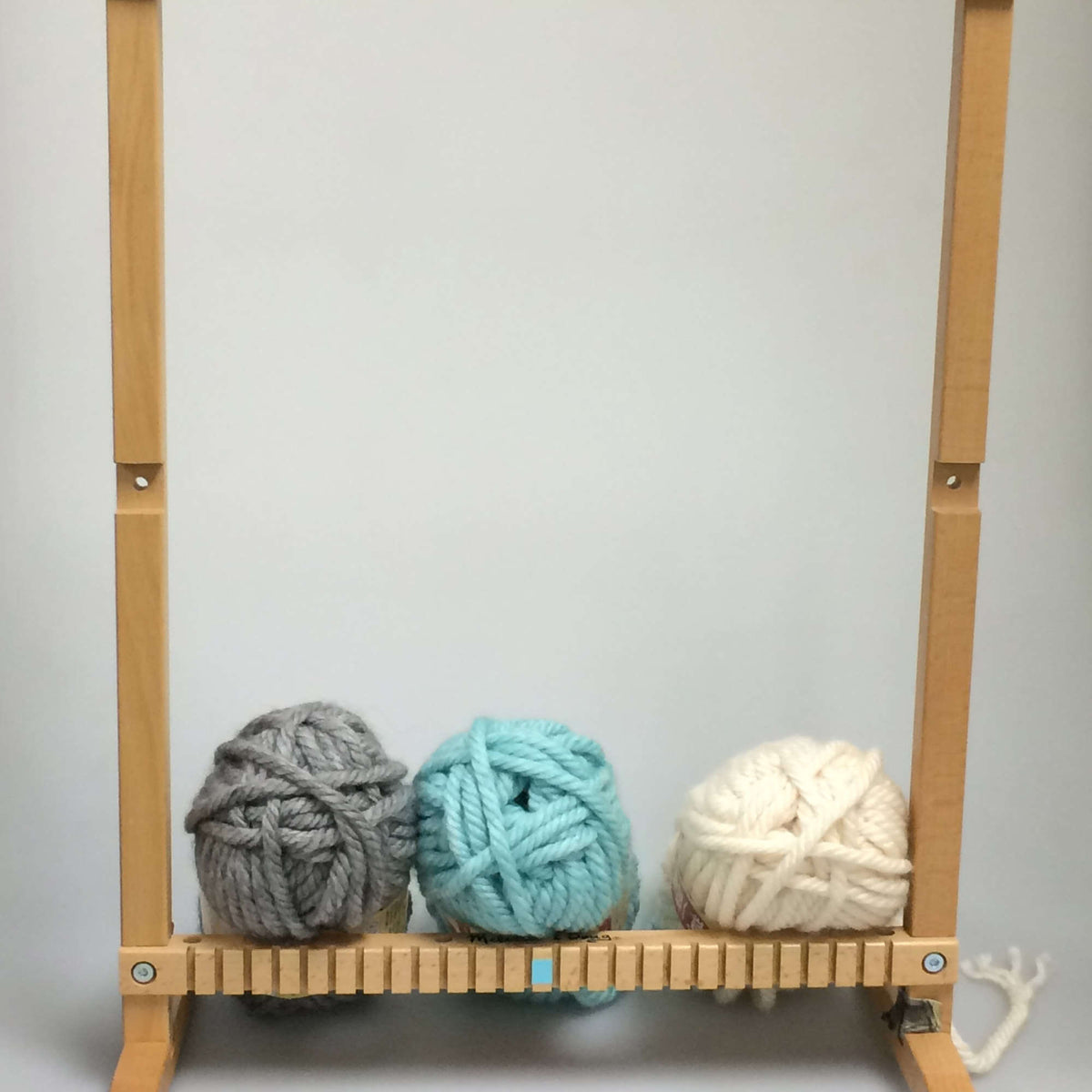 Craft Hanging made in Red Heart Grande Yarn