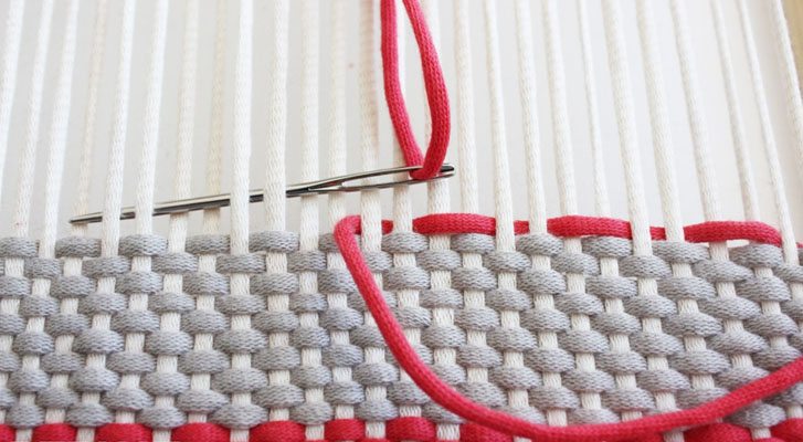 Image of Frame Weaving with Bernat Yarn thumbnail