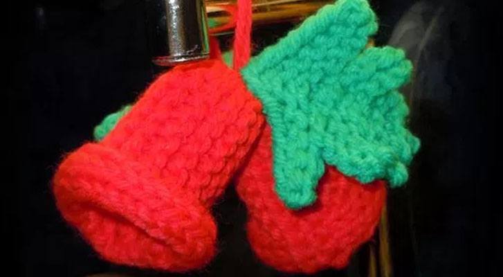 Image of Christmas Projects: Ornamental Bells thumbnail