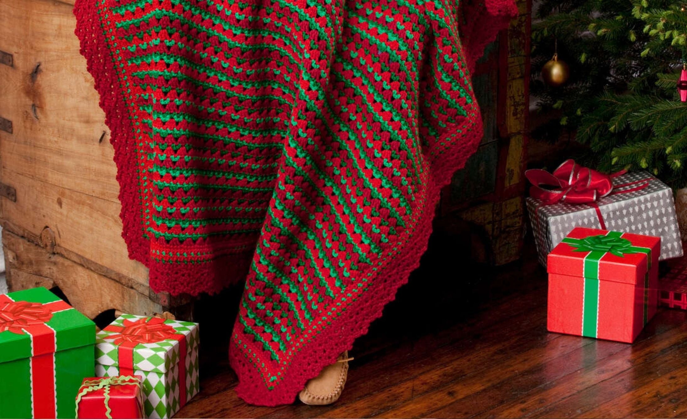 Image of Crochet Along Introduction: Shimmery Scarves thumbnail