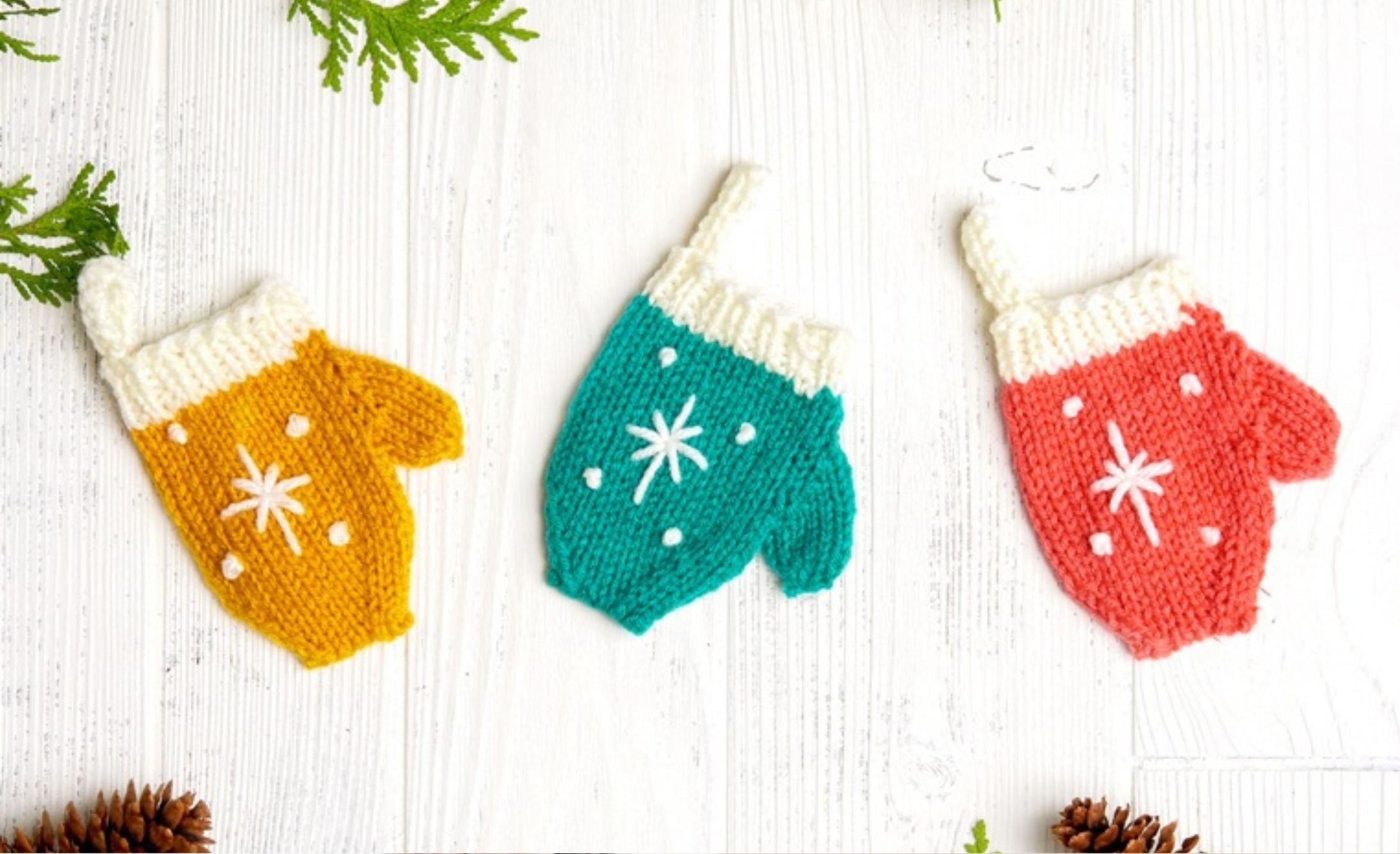 Image of Red Heart Holiday Ornaments Lookbook thumbnail