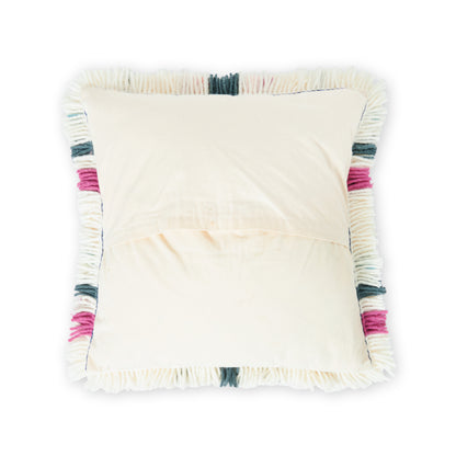 Bernat Latch It Kit - Fleece Pillow Blooming