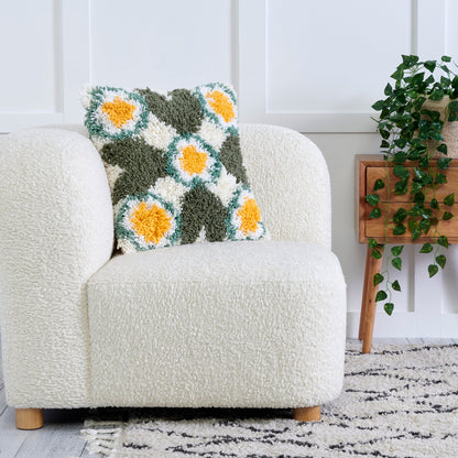 Bernat Latch It Kit - Fleece Pillow Daisy Do