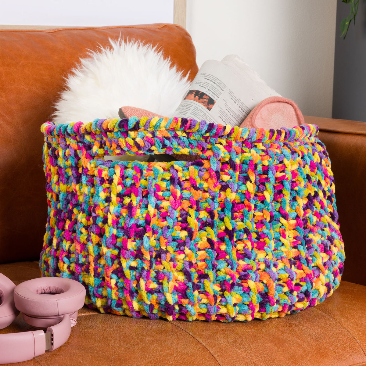 Pixelated Ridges Crochet Basket made using Bernat yarn