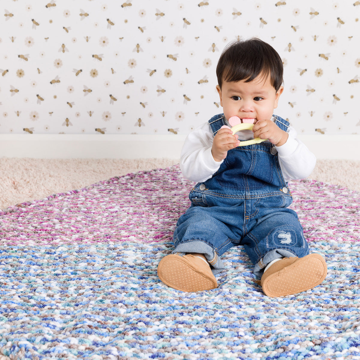 Knit Blanket made in Bernat Baby Blanket Yarn