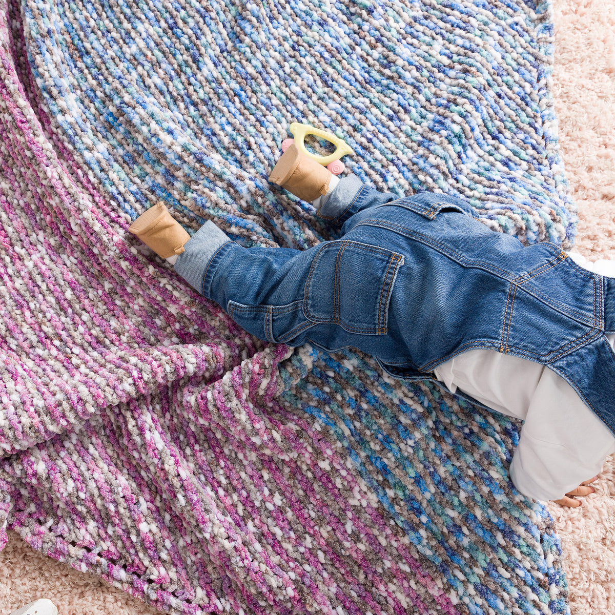 Knit Blanket made in Bernat Baby Blanket Yarn