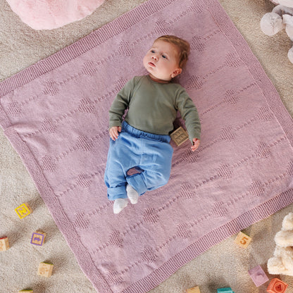 Bernat Belle Cœur Knit Baby Blanket Belle Cœur Knit Baby Blanket made using Bernat yarn