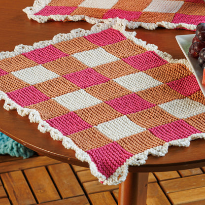Bernat Gingham and Scallops Knit Placemats Gingham And Scallops Knit Placemats made using Bernat yarn