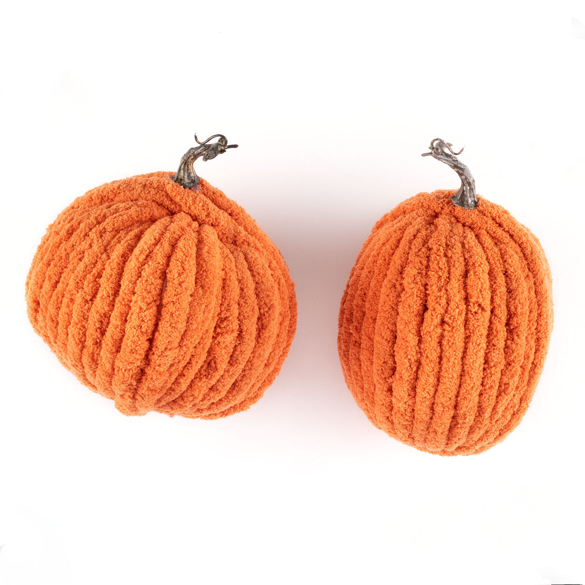 Rustic Autumn Pumpkins made using Bernat yarn