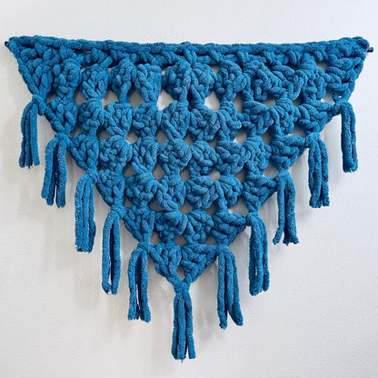 Bernat Blanket Big Crochet Wall Hanging Bernat Blanket Big Crochet Wall Hanging