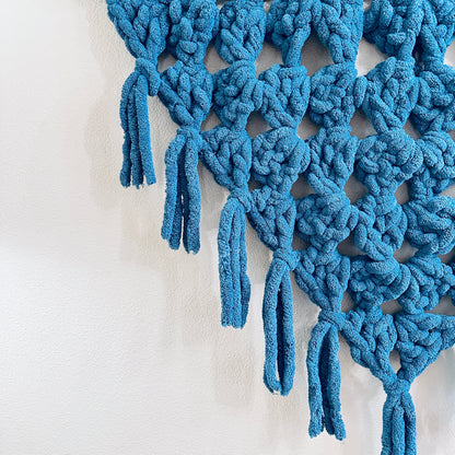 Bernat Blanket Big Crochet Wall Hanging Bernat Blanket Big Crochet Wall Hanging