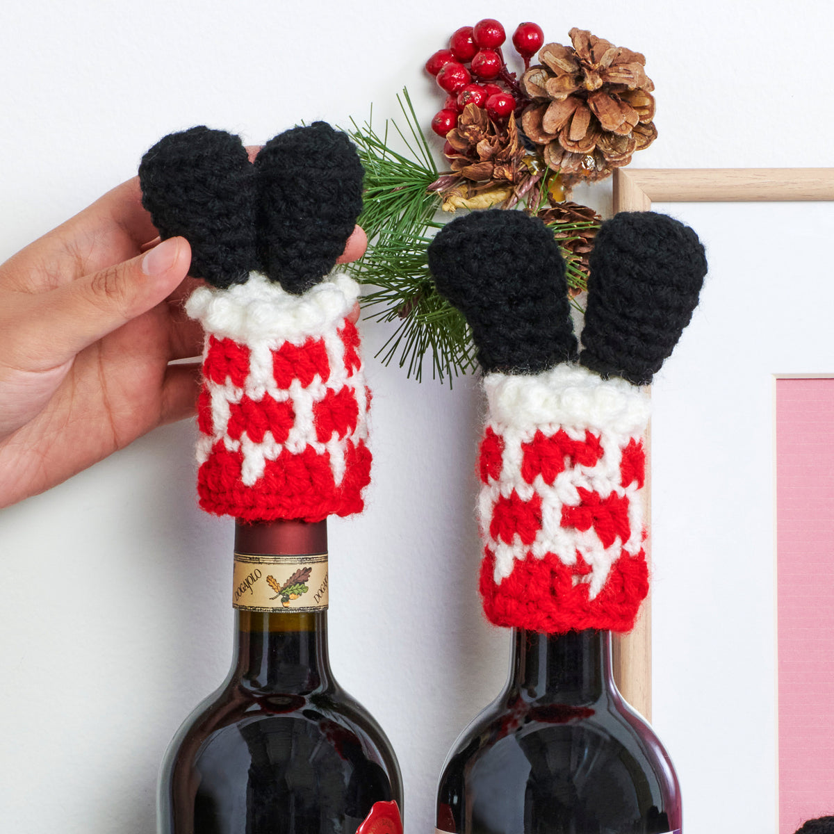 Crochet Bottle Topper made in Red Heart Super Saver Yarn