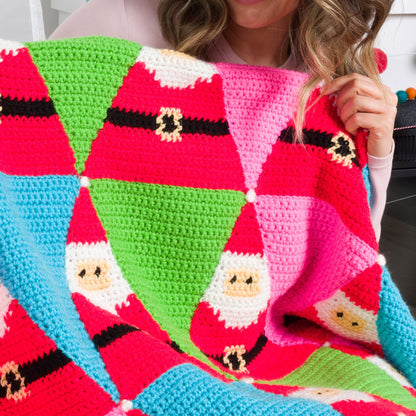 Red Heart Santa's Coming to Town Crochet Blanket Santa'S Coming To Town Crochet Blanket made using Red Heart yarn