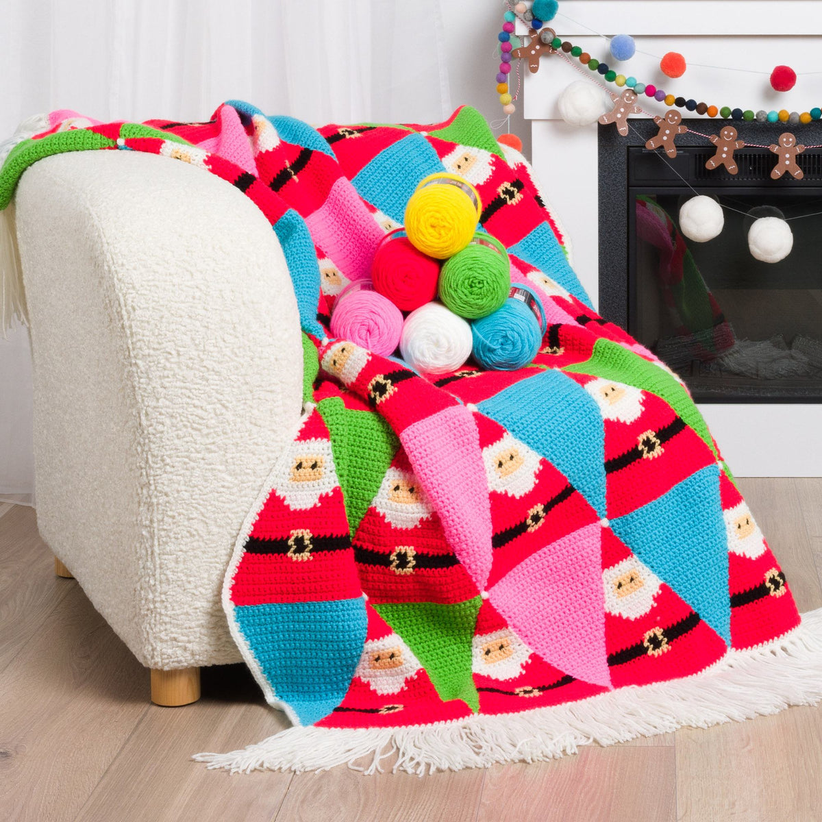 Santa'S Coming To Town Crochet Blanket made using Red Heart yarn