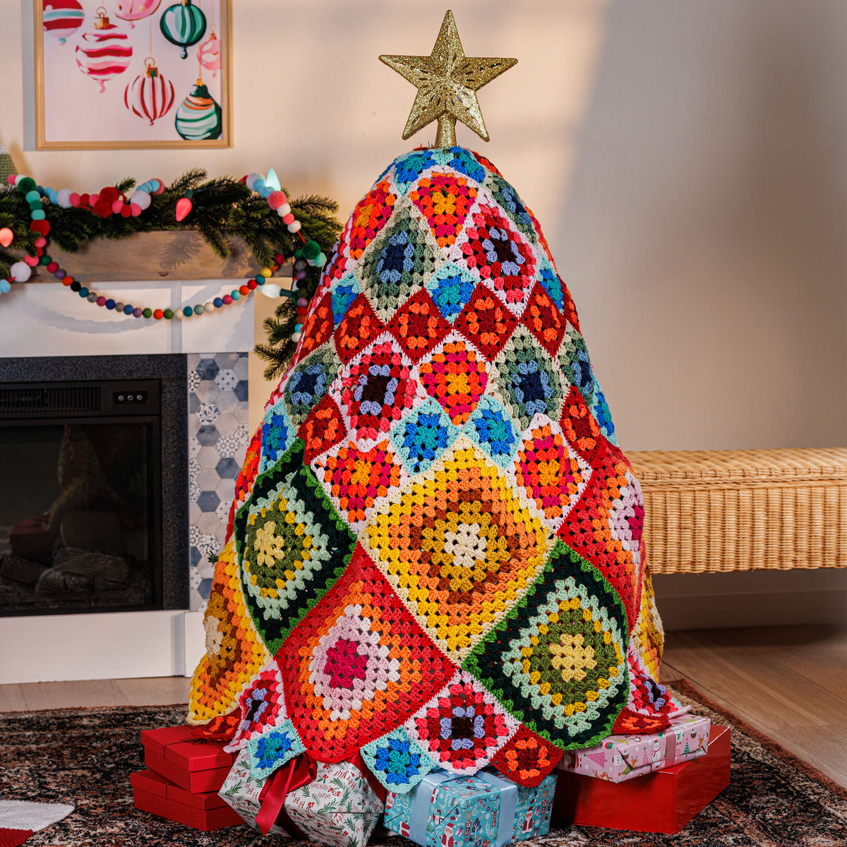 Let It Granny X-Mas Tree To Crochet made using Red Heart yarn