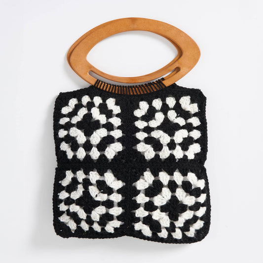 Crochet Paranormal Purse made using Red Heart yarn