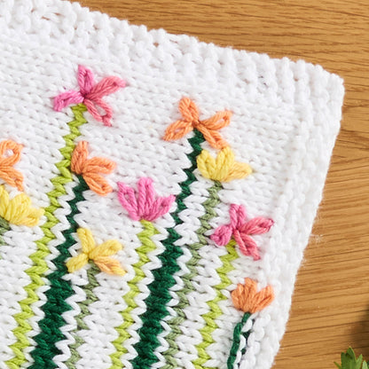 Lily Sugar'n Cream Knit Daisy Delight Dishcloth Knit Daisy Delight Dishcloth made using Lily yarn