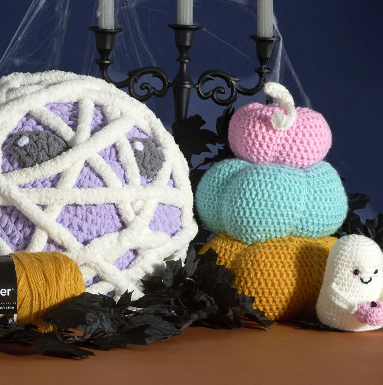 Pumpkin Patch Free Knitting & Crochet Pattern Colection Banner.