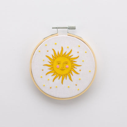 Wonderart Stitchcraft Modern Sampler (53.8g/1.9oz) Shining Bright