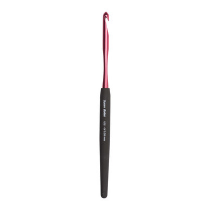 Susan Bates Silvalume Soft Ergonomic Crochet Hooks U.S. I/9 (5.5 mm)