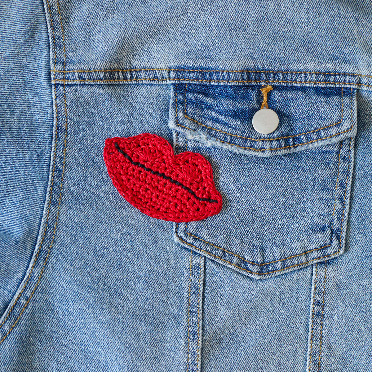 Kiss-Able Lips Appliqué made using Aunt Lydia's yarn