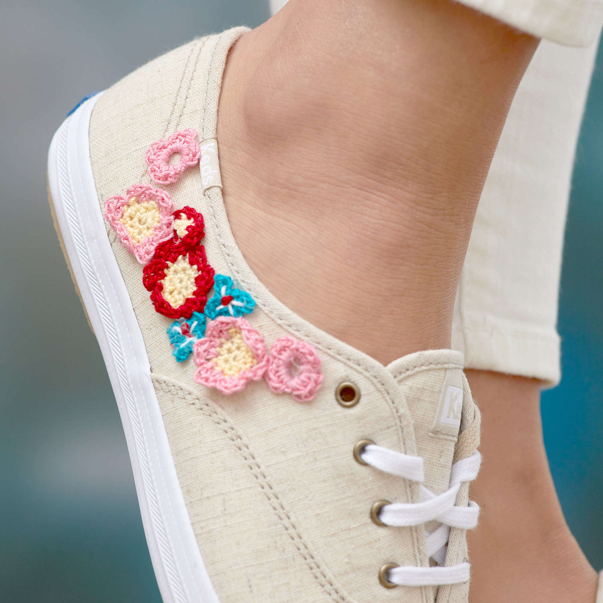 Crochet Appliqué made in Aunt Lydia's Classic Crochet Thread yarn