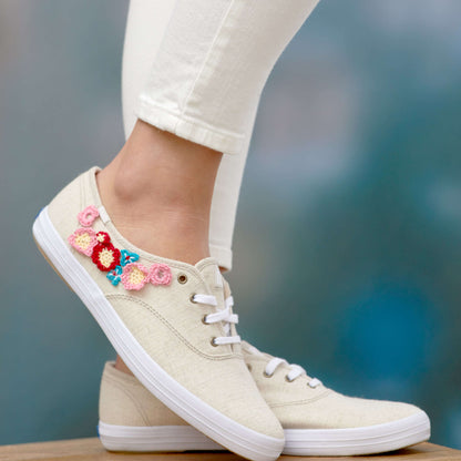 Aunt Lydia's Crochet Bloomin' Shoe Appliques Crochet Appliqué made in Aunt Lydia's Classic Crochet Thread yarn