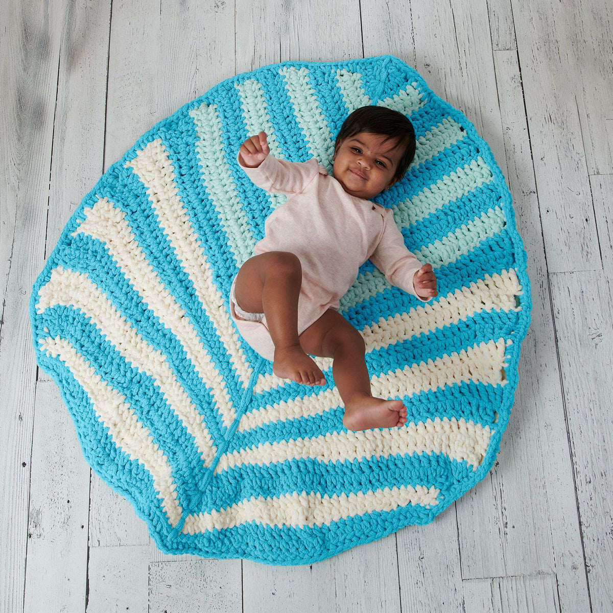 Crochet Blanket made in Bernat Baby Blanket yarn