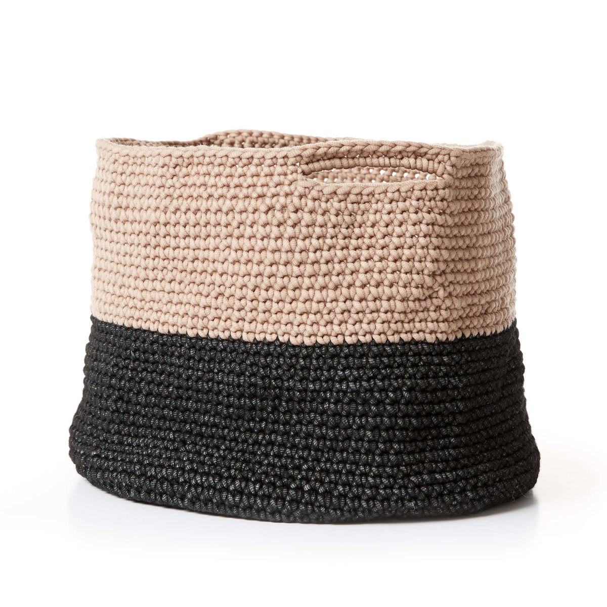 Crochet Basket made in Bernat Maker Outdoor yarn