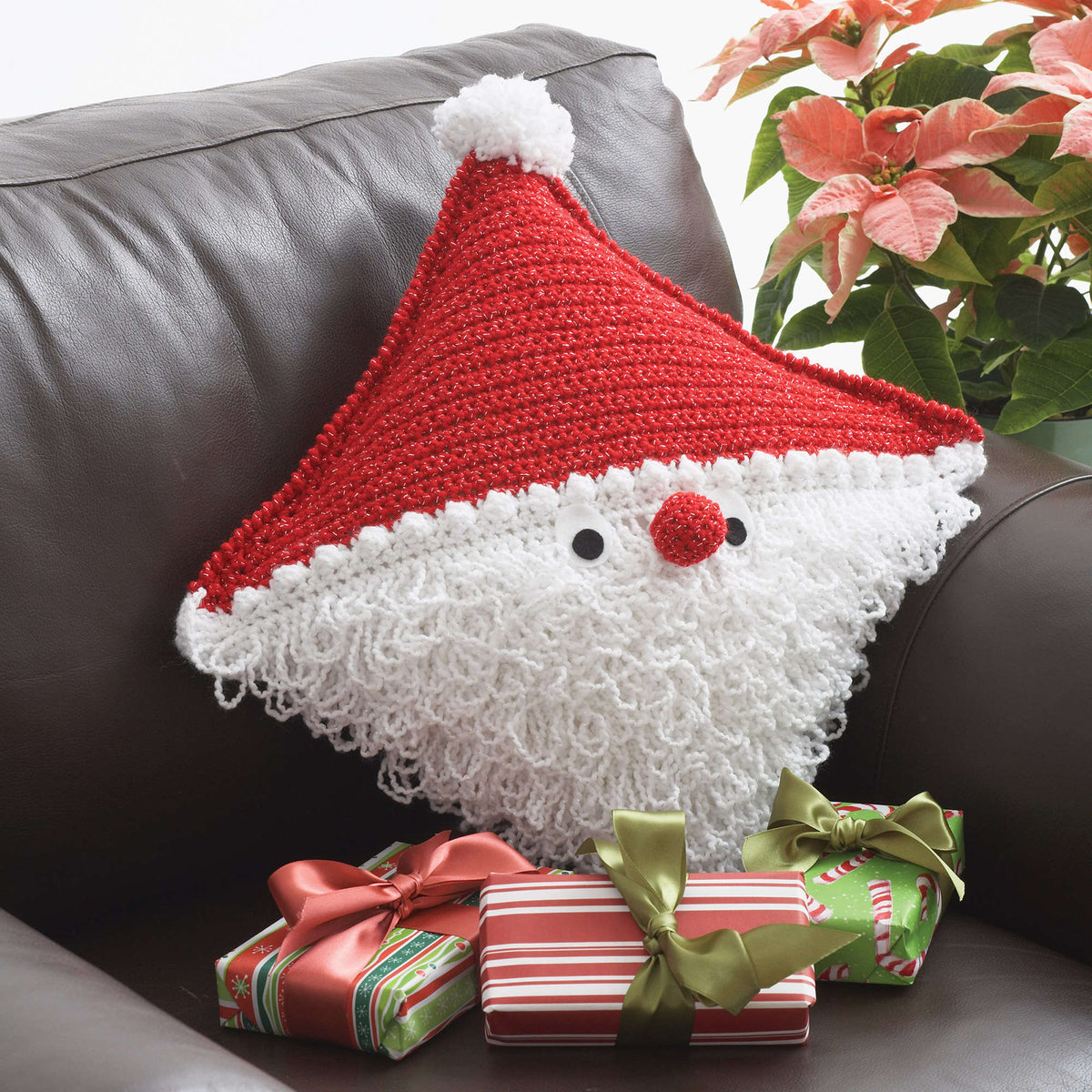 Crochet Holiday made in Bernat Happy Holidays yarn
