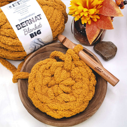 Bernat Chunky Crochet Pumpkin Crochet Interior Décor made in Bernat Blanket Big yarn