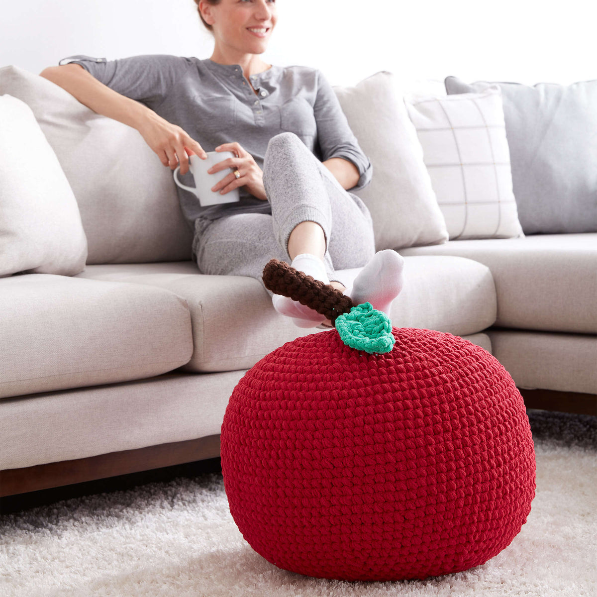 Crochet Pillow made in Bernat Blanket yarn