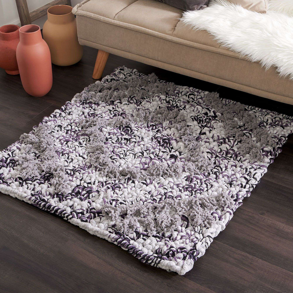 Crochet Rug made in Bernat Sheepy yarn