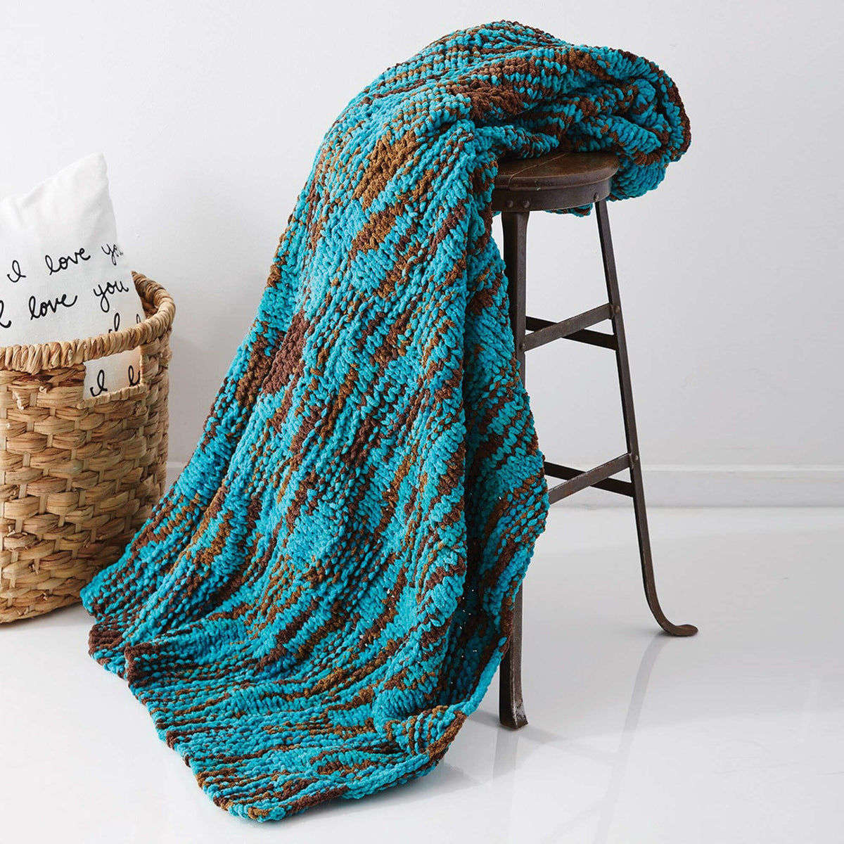 Knit Blanket made in Bernat Blanket yarn