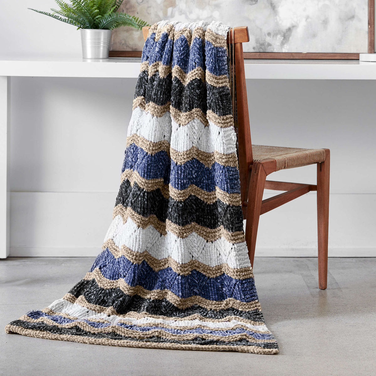 Knit Blanket made in Bernat Velvet yarn